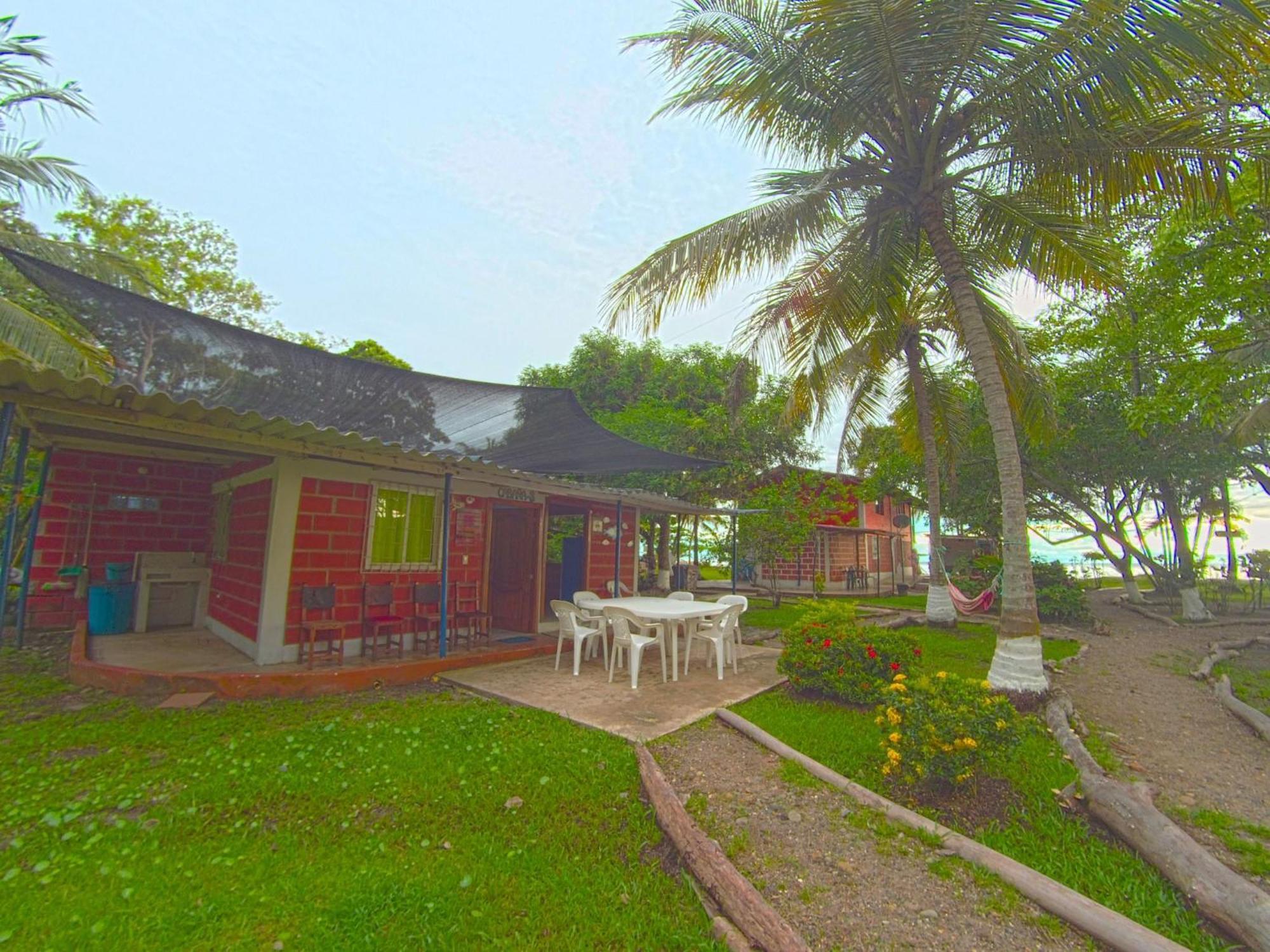 Las Cabanas De Mario Necocli Exterior photo